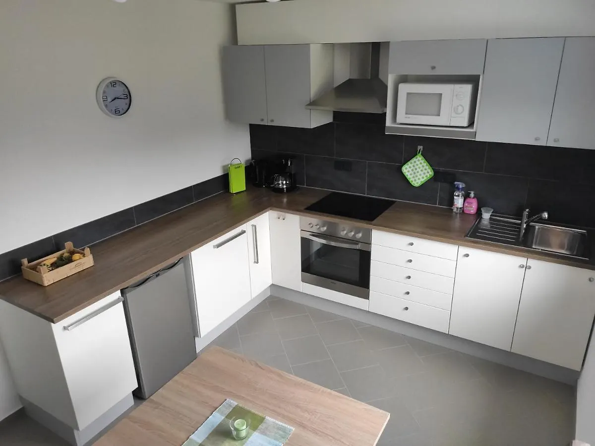 Apartment Ferienwohnung Karola Beim Legoland Ichenhausen