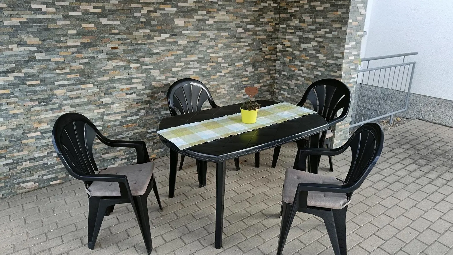 Ferienwohnung Karola Beim Legoland Ichenhausen